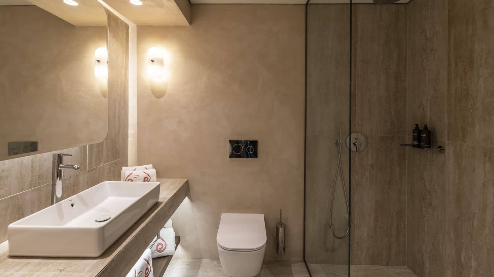 rooms-superior-triple-sliding-door-sea-view