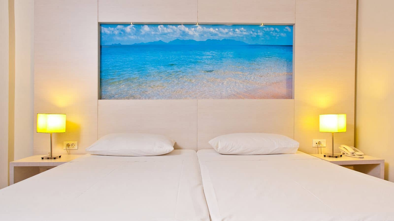 rooms-single-use-standard-room-balcony