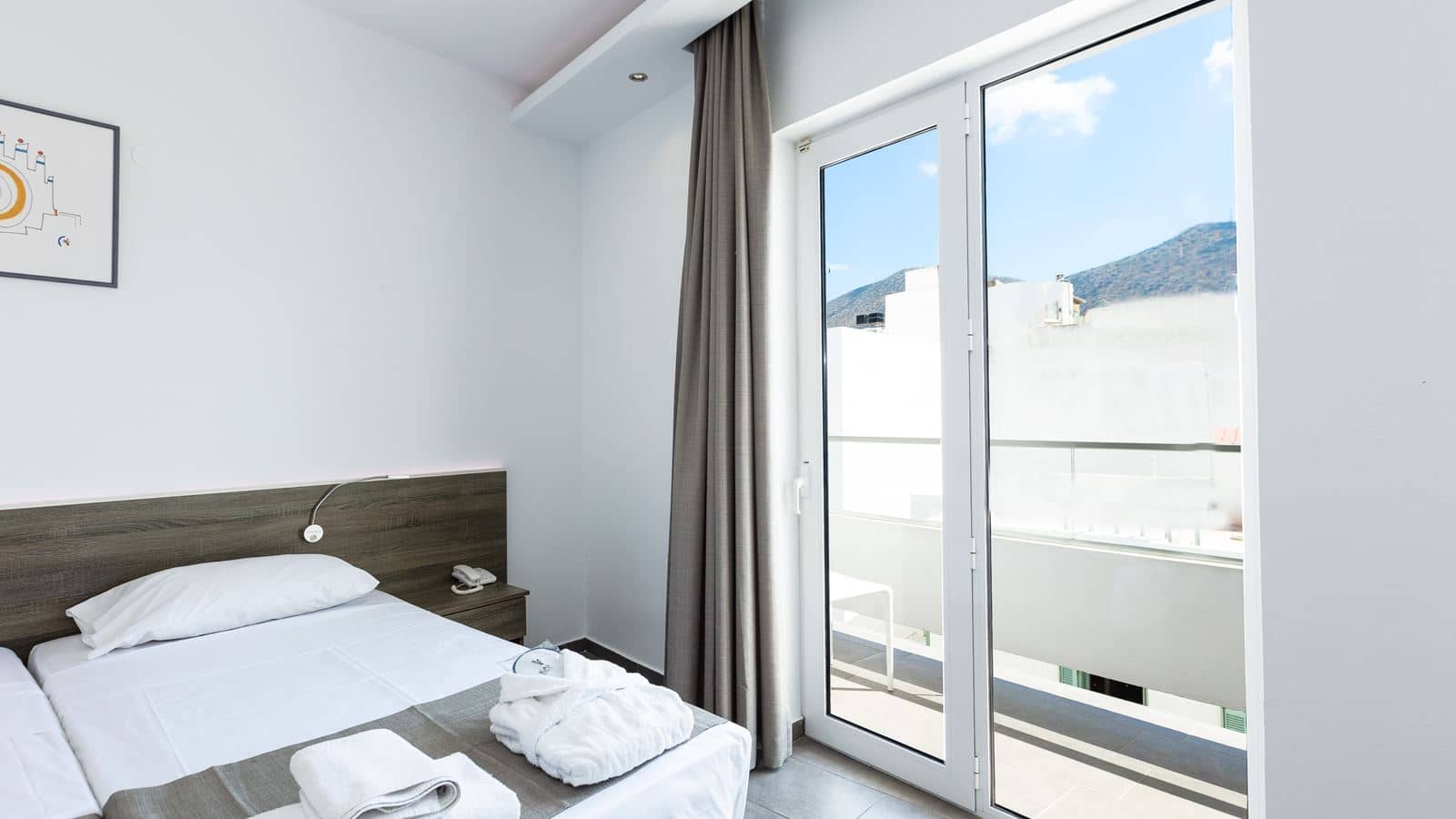 rooms-triple-room