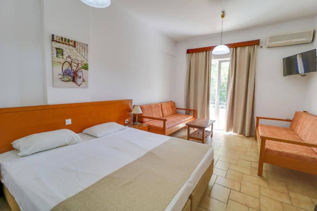 rooms-triple-room