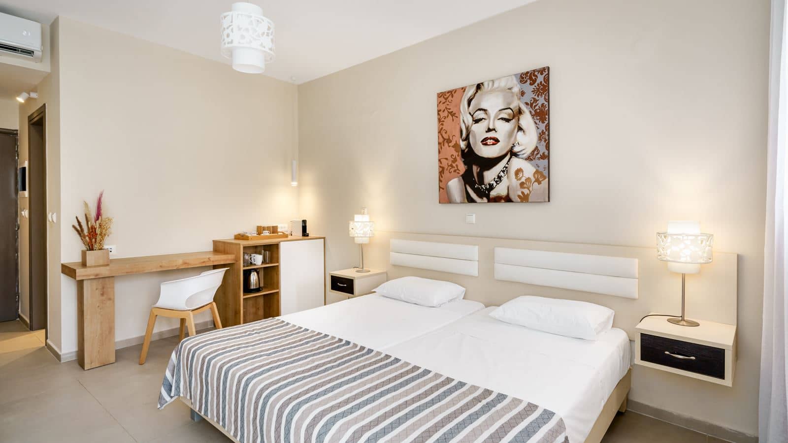 rooms-room-comfort-double-balcony-or-terrace