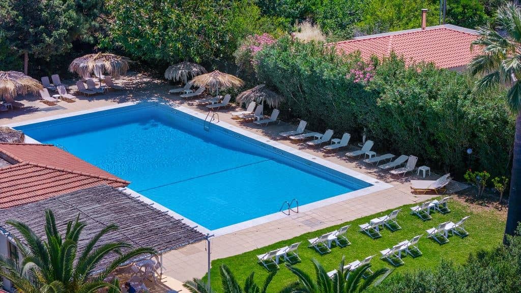 pools-outdoor-pool