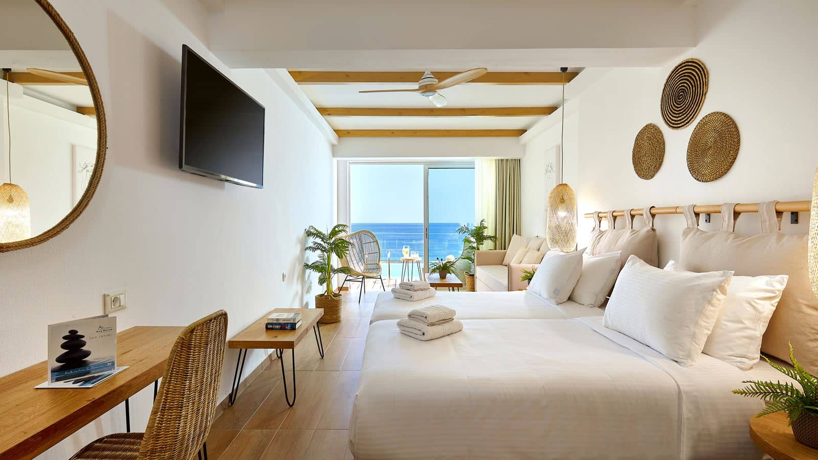 rooms-room-superior-swim-up