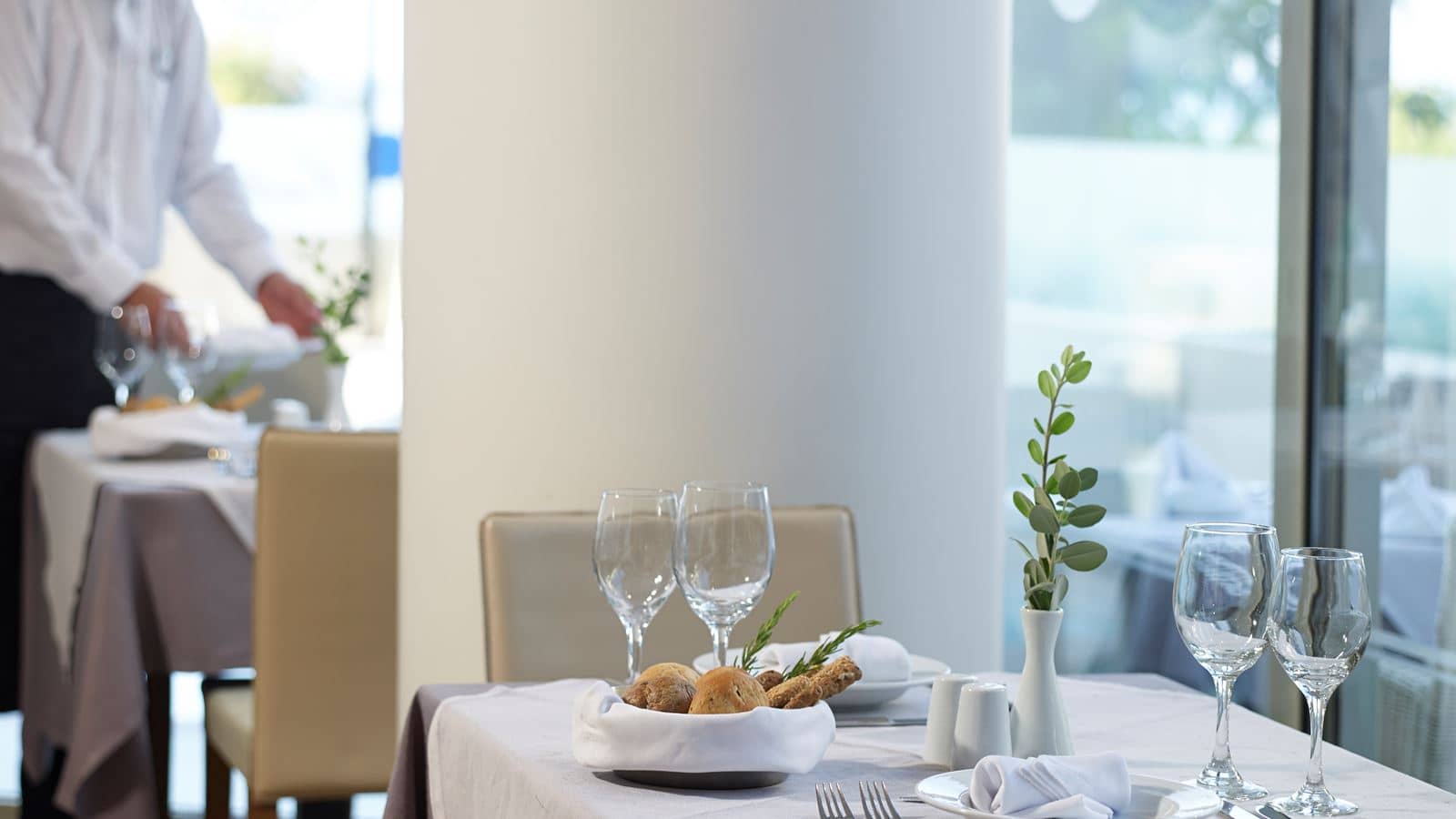 restaurants-thalassi-main-restaurant