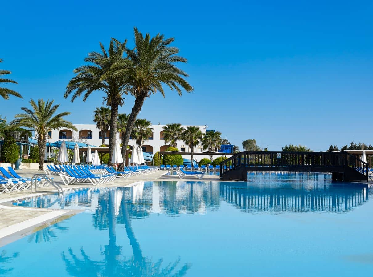 pools-outdoor-pool