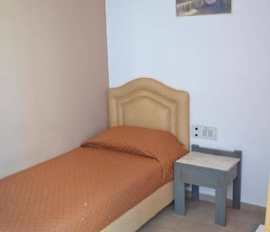rooms-single-room
