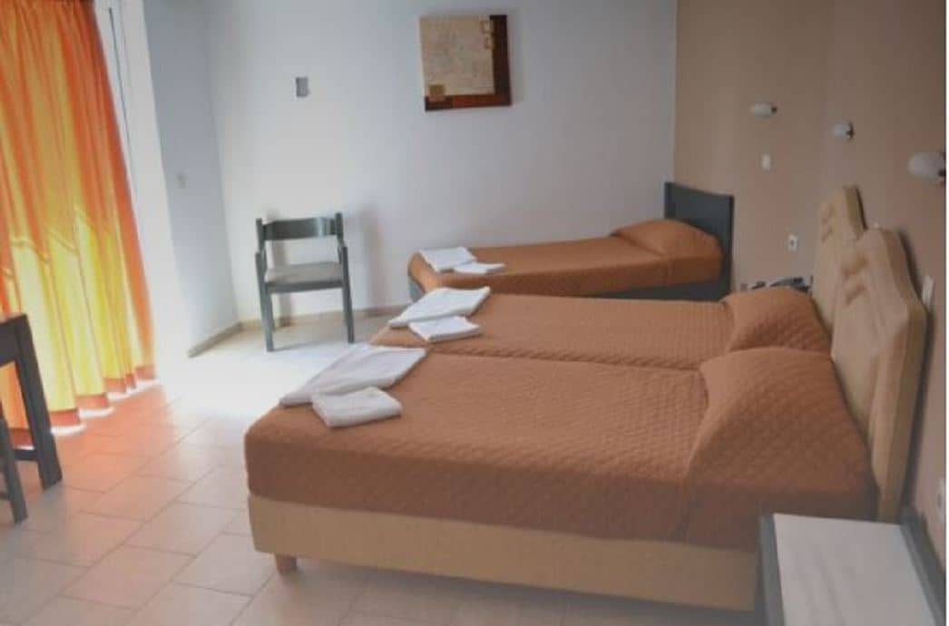 rooms-triple-room