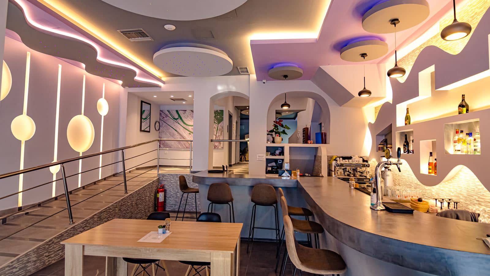bars-cafe--bar