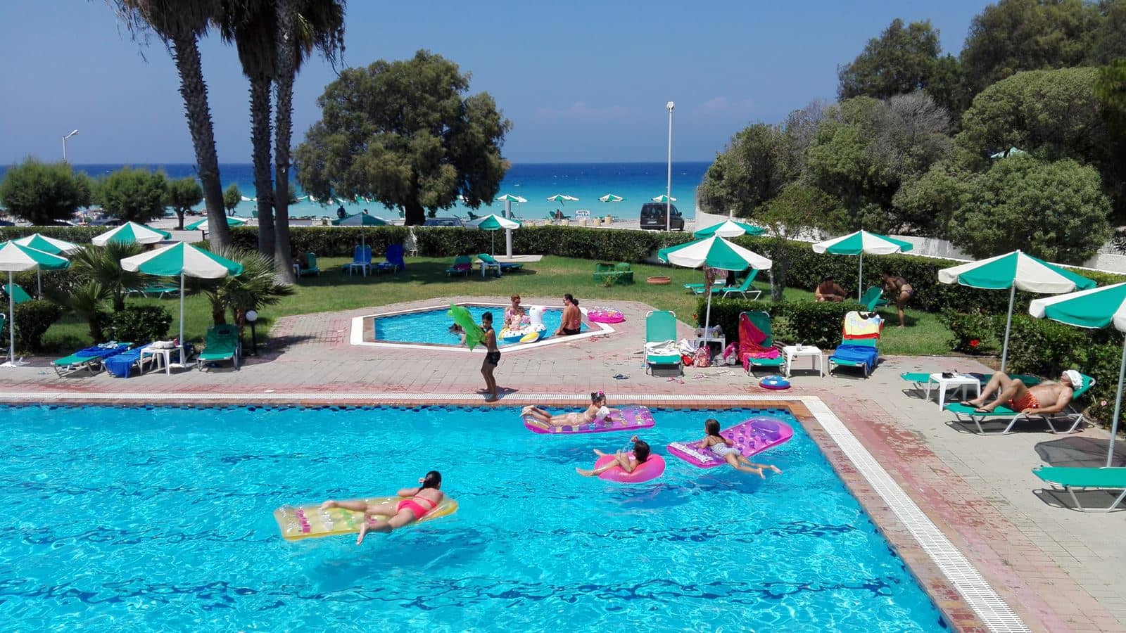 pools-outdoor-pool