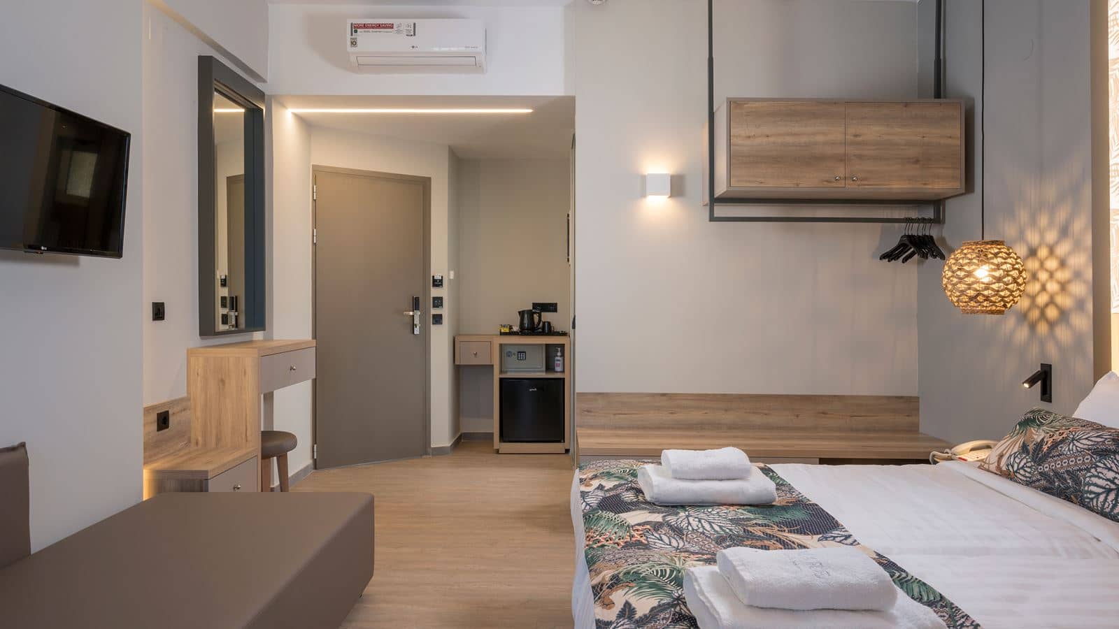 rooms-suite-junior-sea--view-balcony-or-terrace
