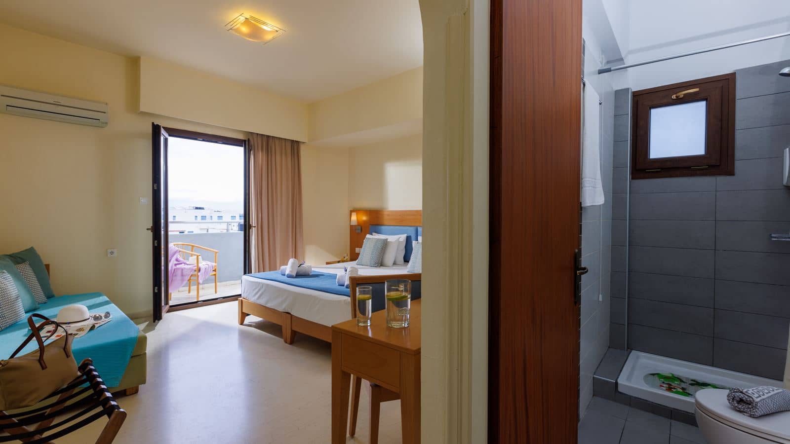 rooms-triple-room