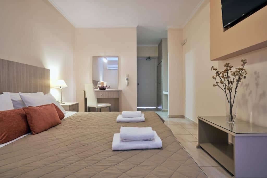 rooms-double-room-hill-view
