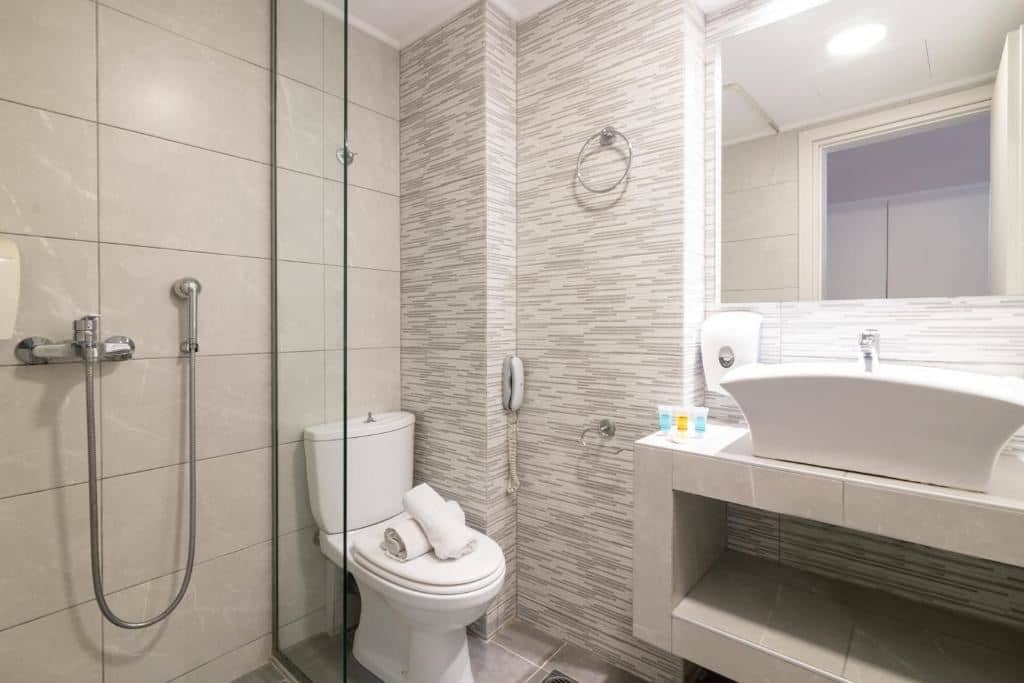 rooms-double-room-hill-view