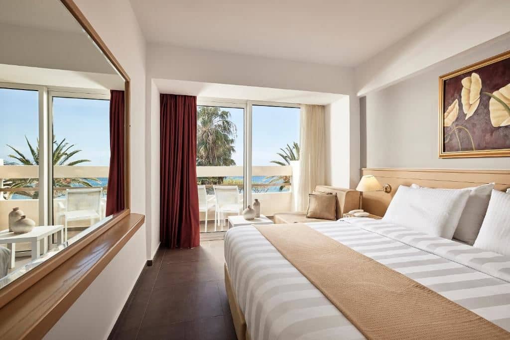 rooms-room-double-side-sea-view-balcony-or-terrace