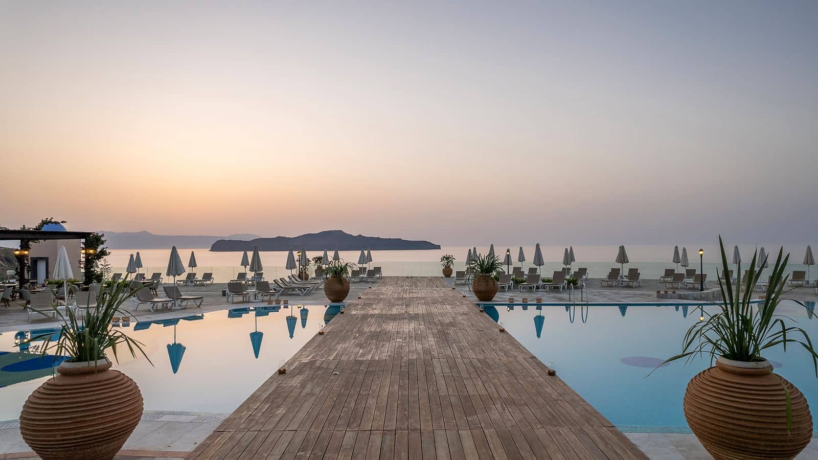 pools-outdoor-childrens-pool