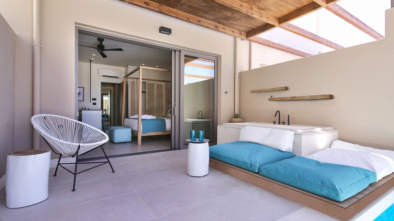 rooms-upbeat-retreat-sea-view-with-heated-plunge-pool