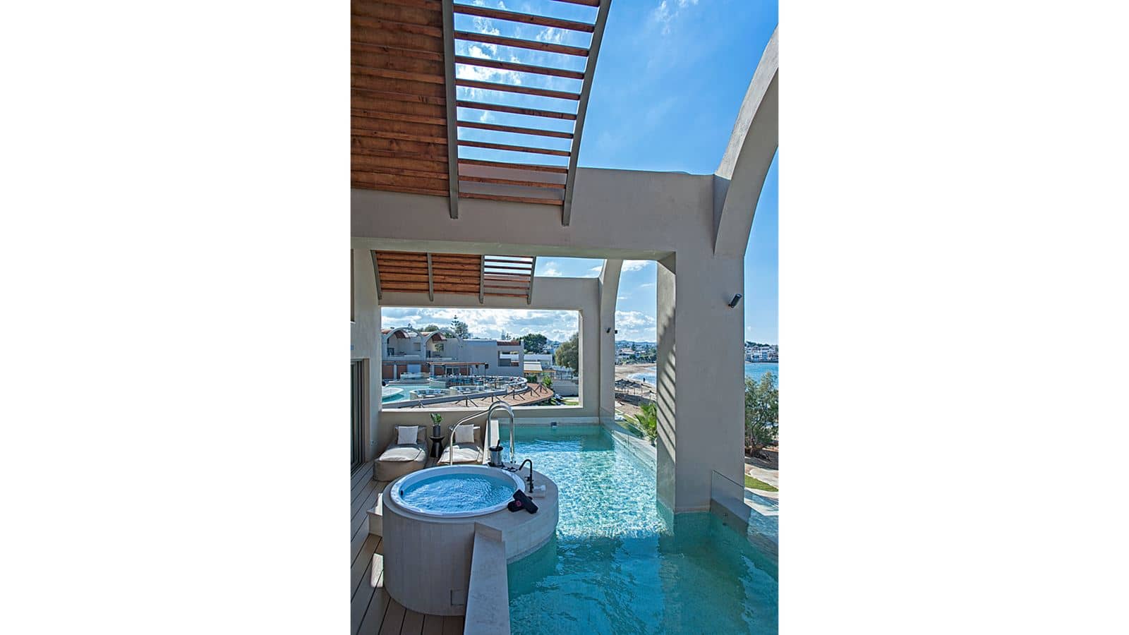 rooms-ultimate-haven-sea-front-with-heated-private-pool-and-jacuzzi