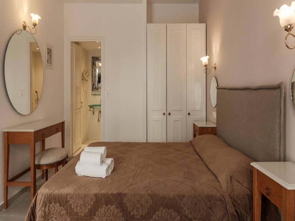 rooms-single-room-balcony-or-terrace