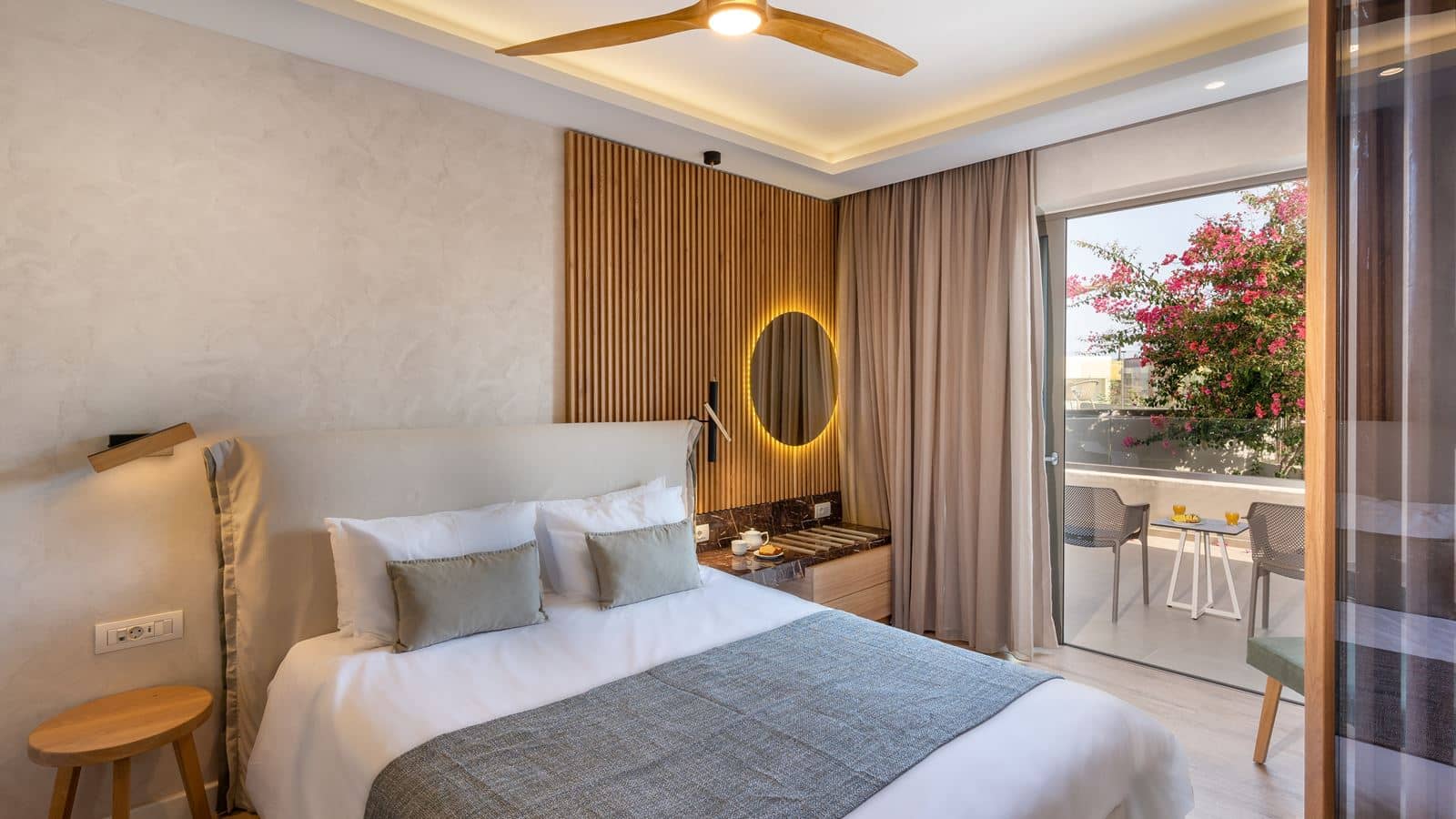 rooms-double-standard-room