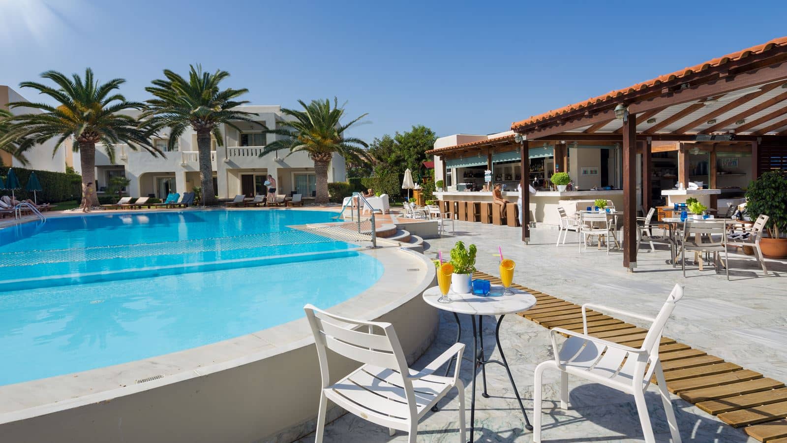bars-snack-pool-bar