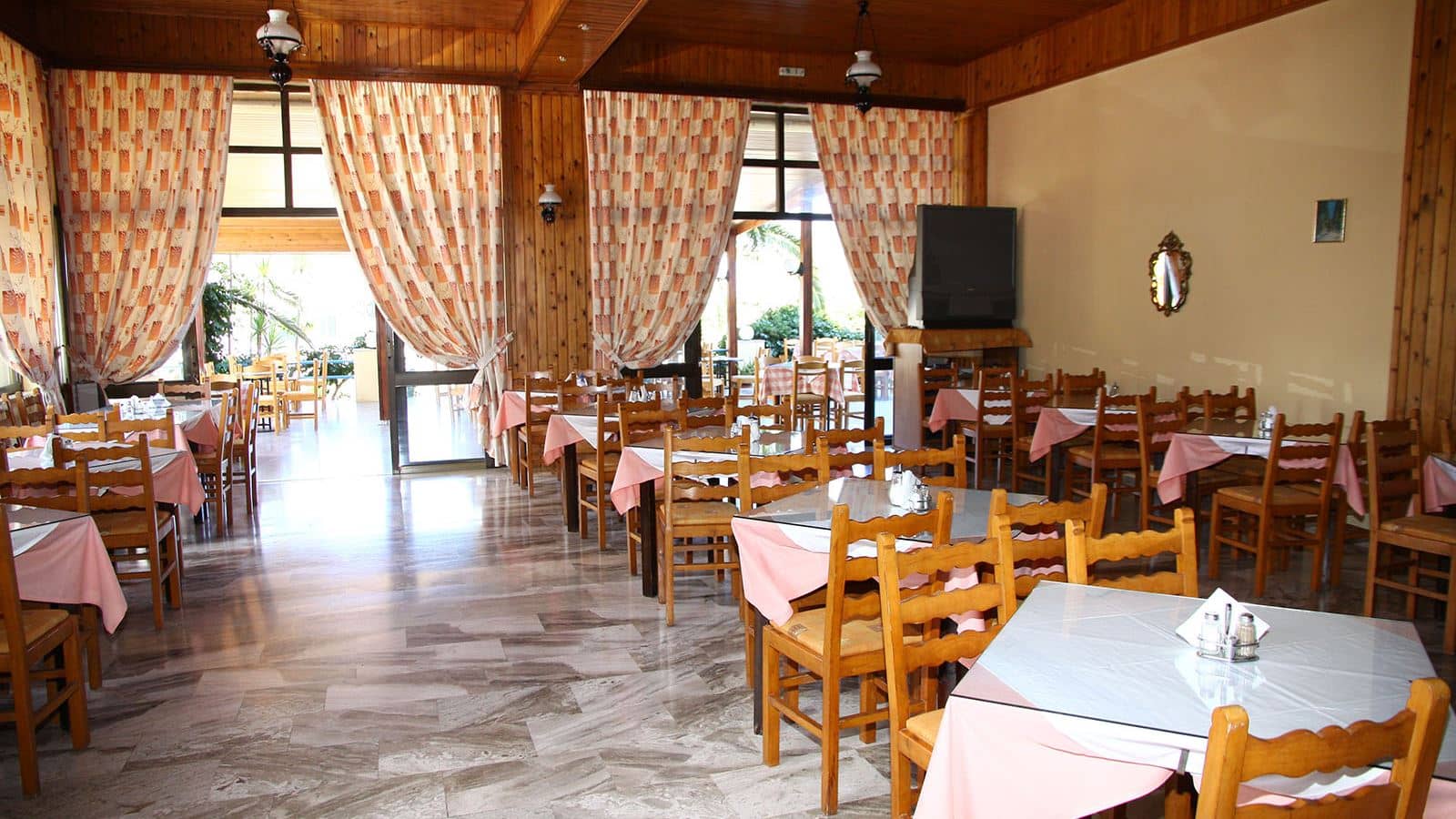 restaurants-restaurants