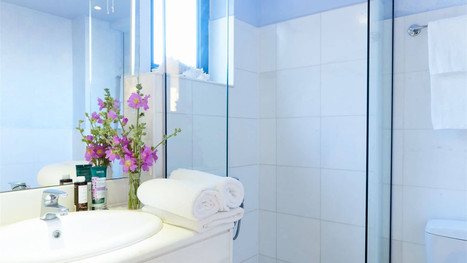 rooms-deluxe-suite-sv-3-pax