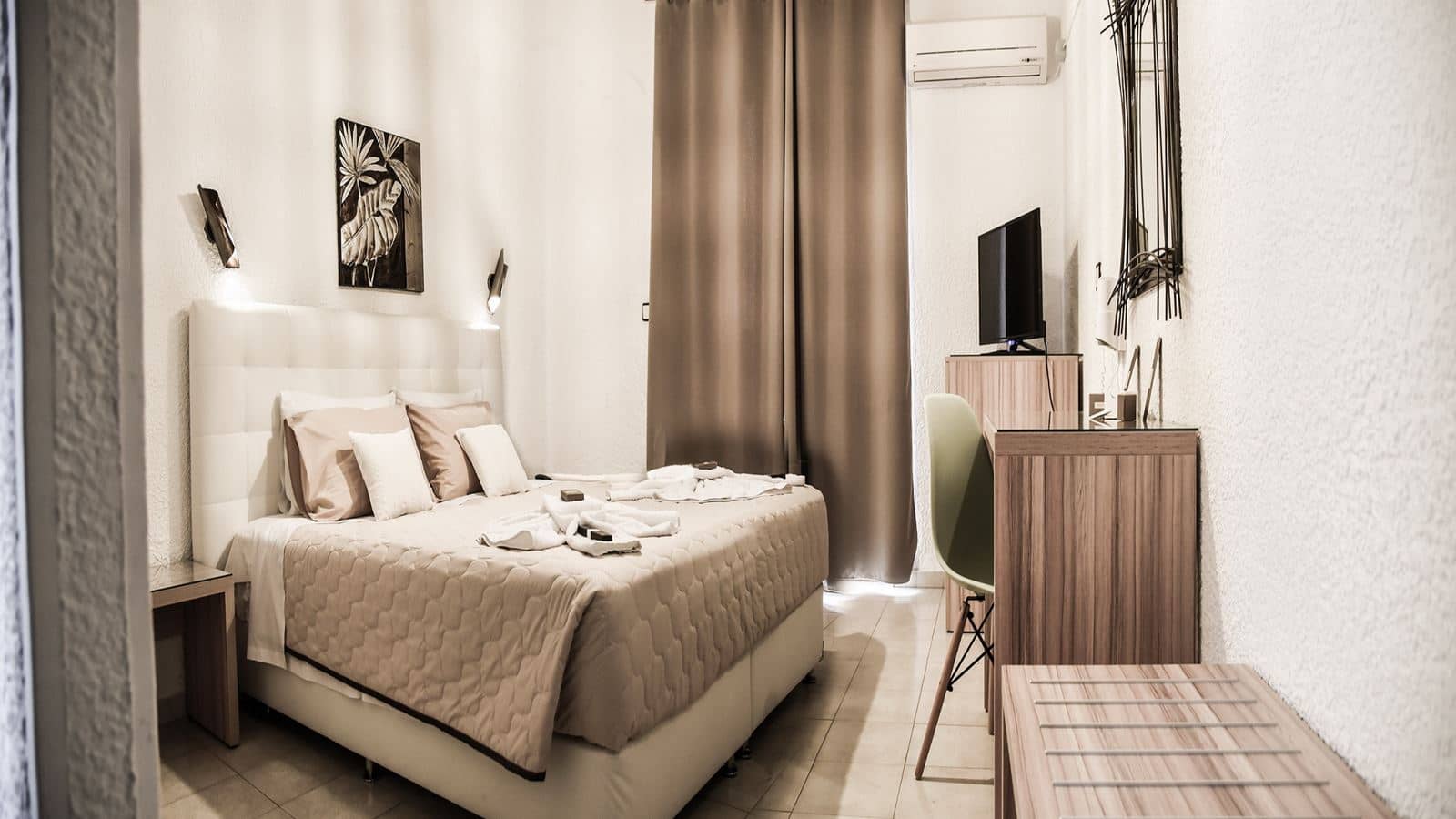 rooms-double-room-balcony