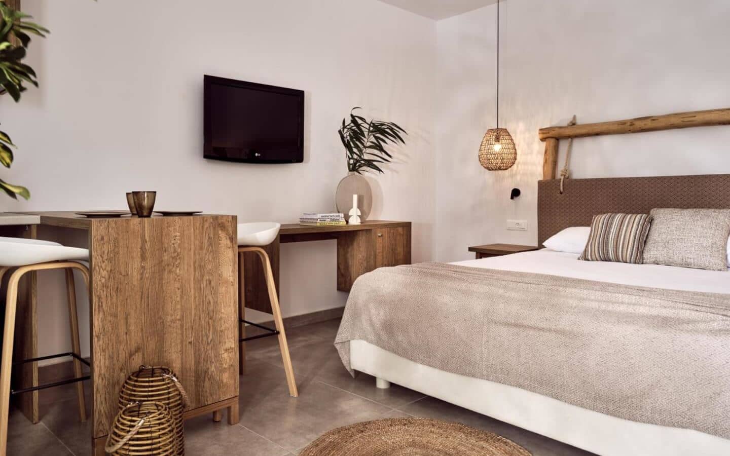 rooms-studio-deluxe-seaview-balcony-or-terrace