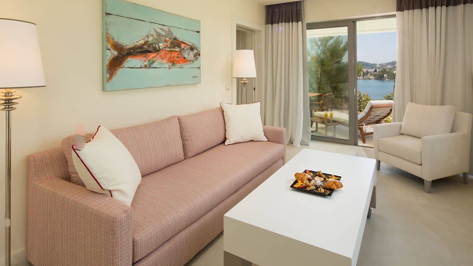 rooms-premium-bungalow-suite-with-jacuzzi