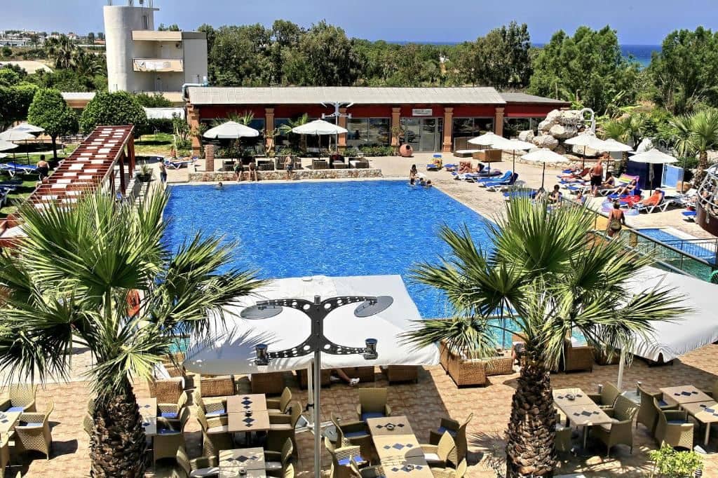 pools-outdoor-pool