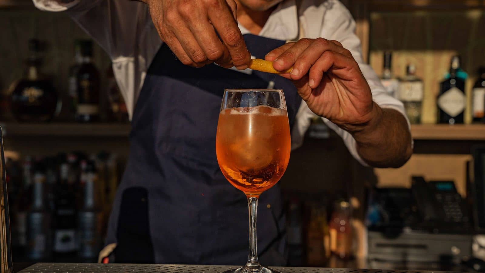 bars-sunset-cocktail-bar