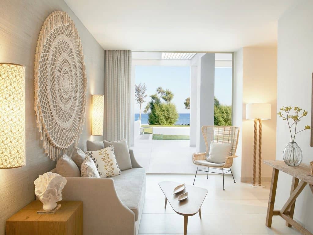 rooms-deluxe-one-bedroom-bungalow-suite-beachfront