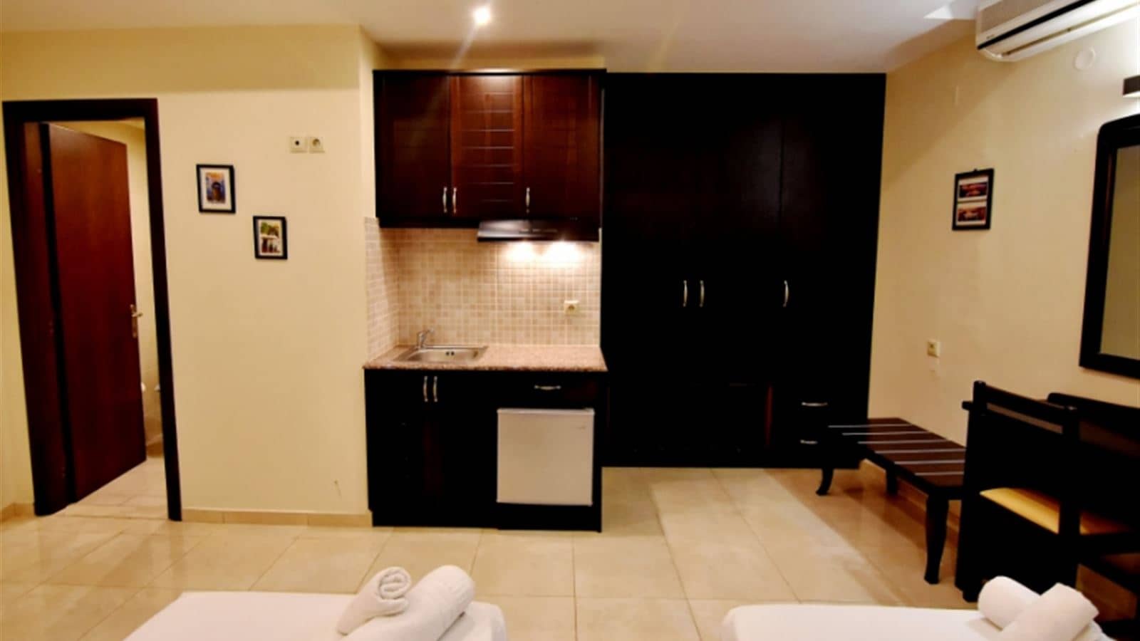 rooms-studio-2