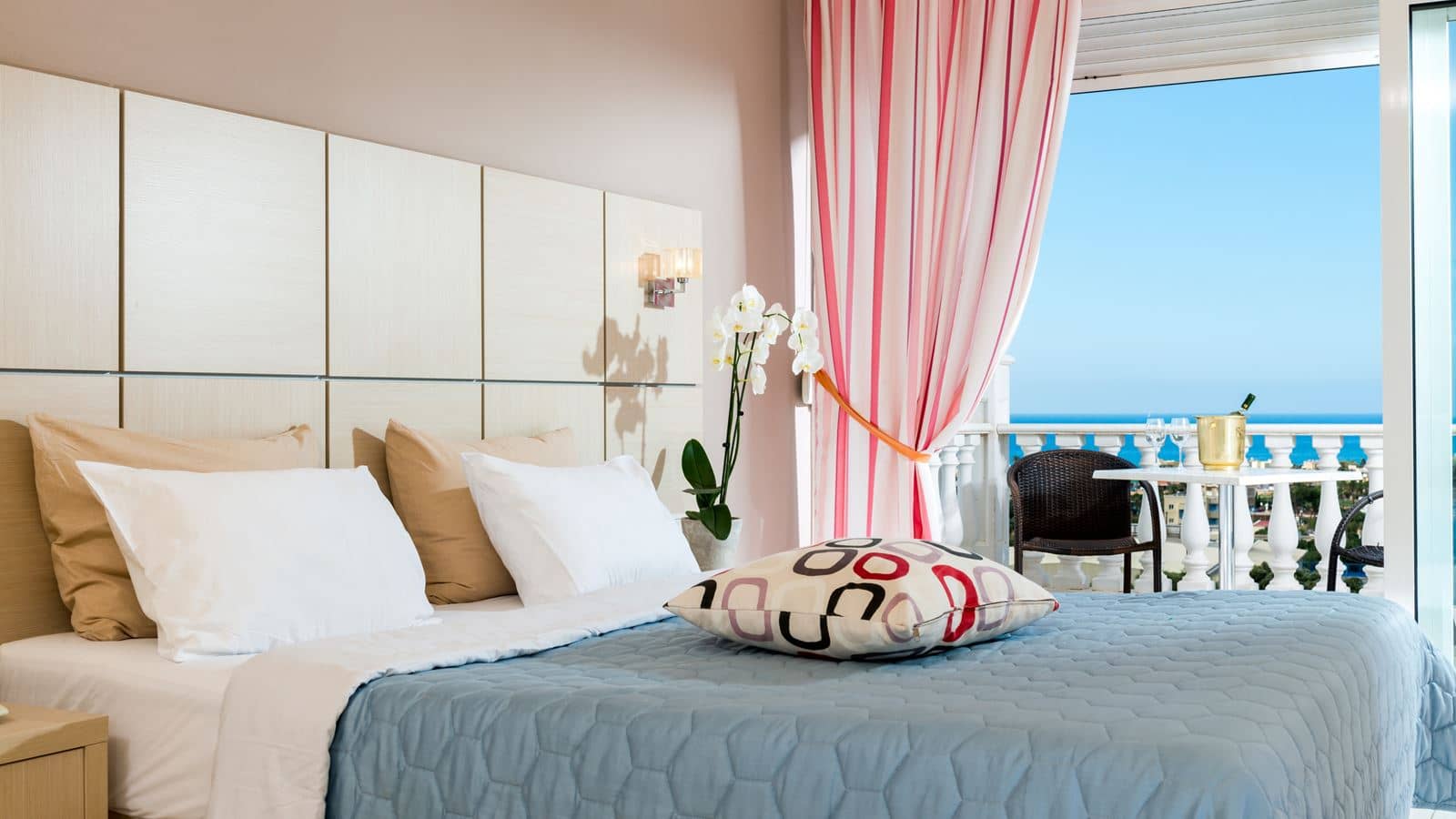 rooms-room-superior-sea-view-balcony-or-terrace