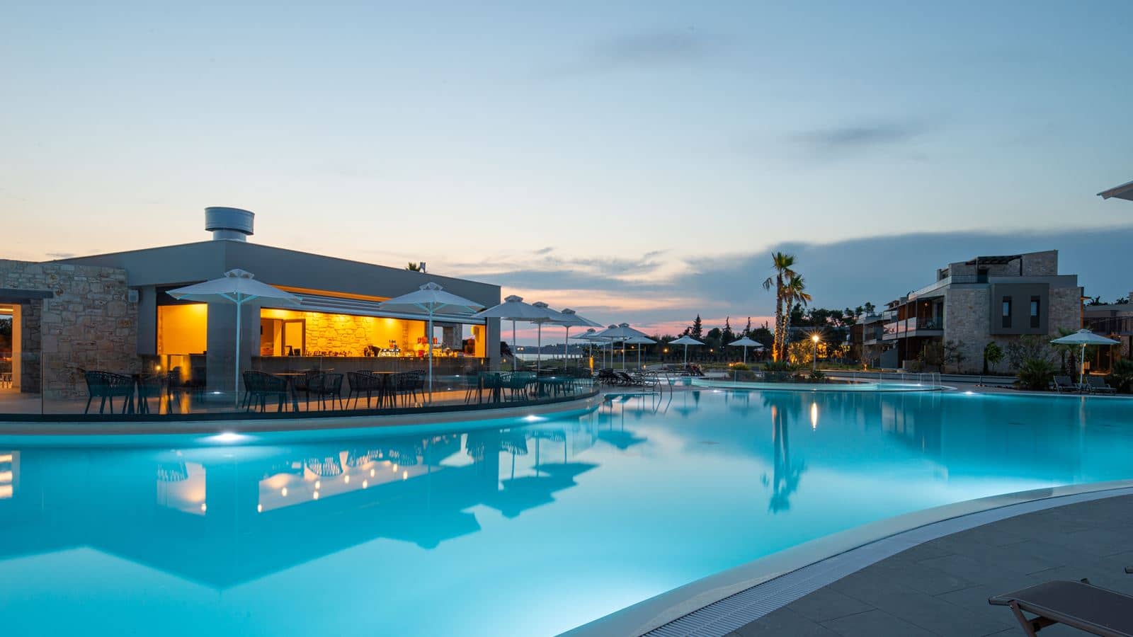 bars-dioni-pool-bar