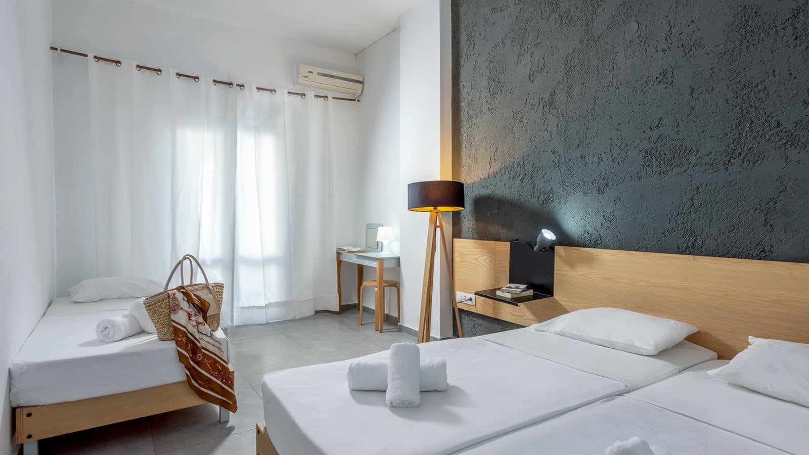 rooms-room-standard-triple