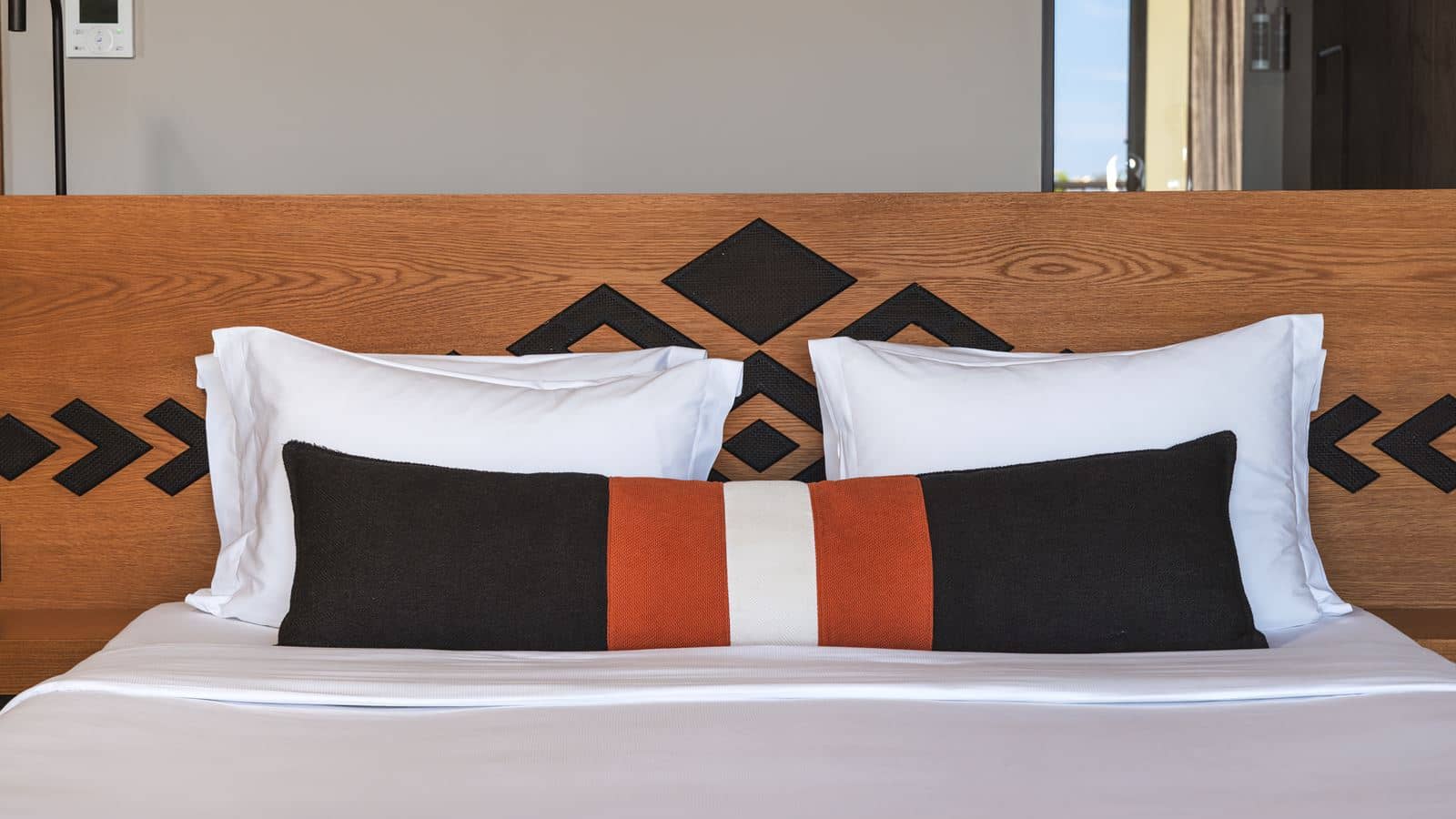 rooms-amber-suite-with-plunge-pool-sea-view