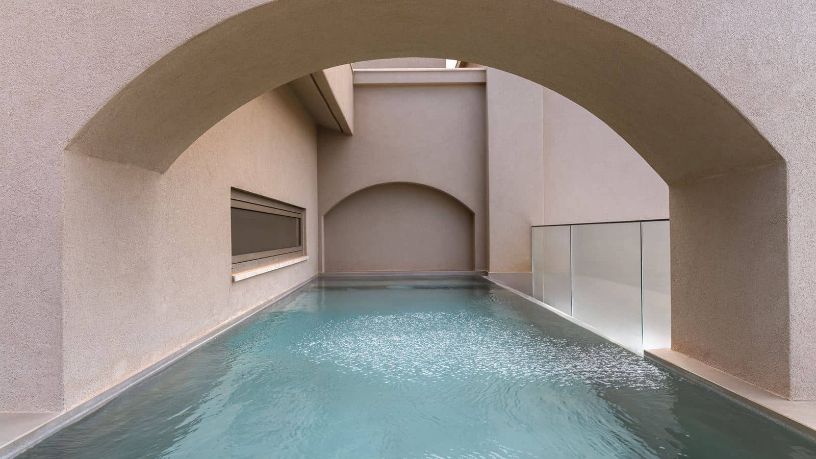 rooms-emerald-vip-suite-plunge-pool-sea-view