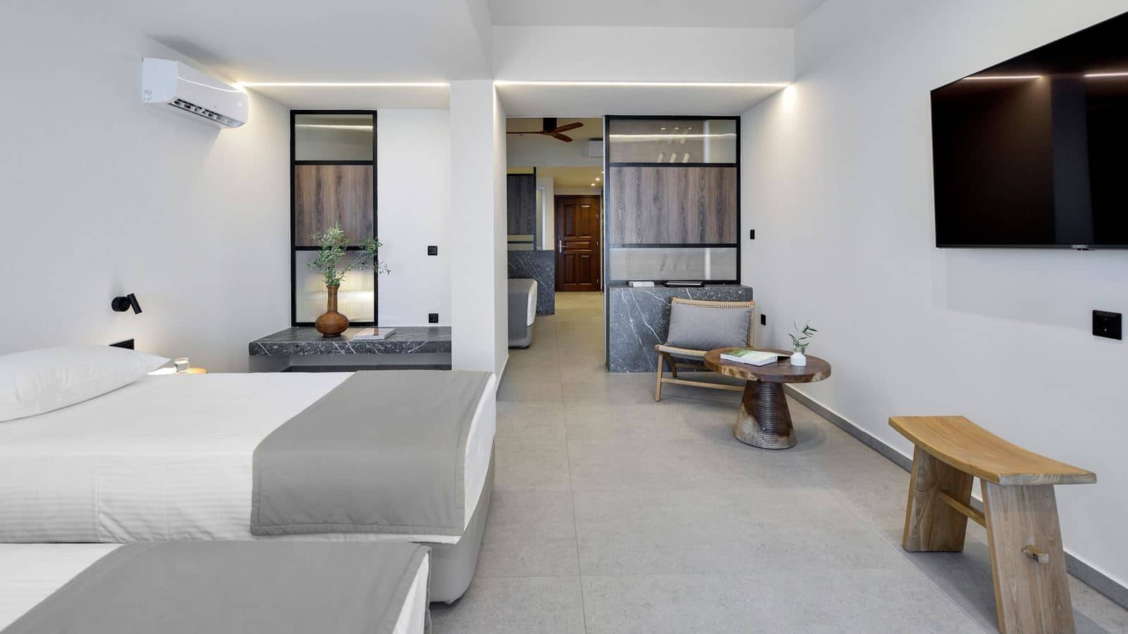rooms-family-room