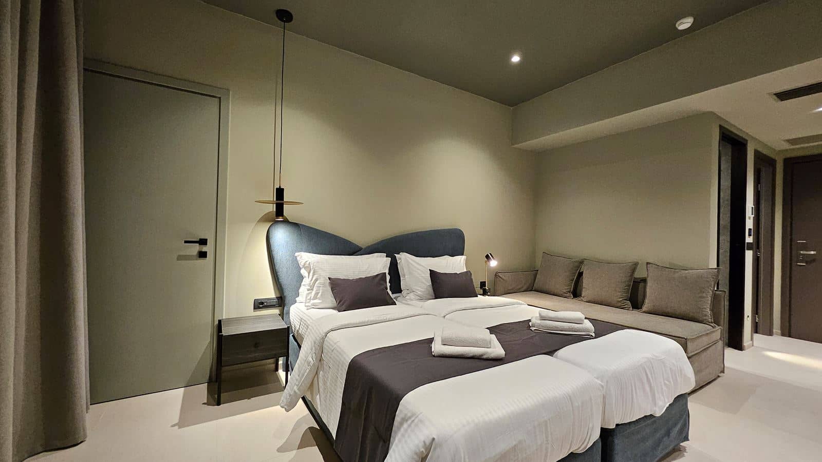 rooms-room-superior-double-balcony-or-terrace