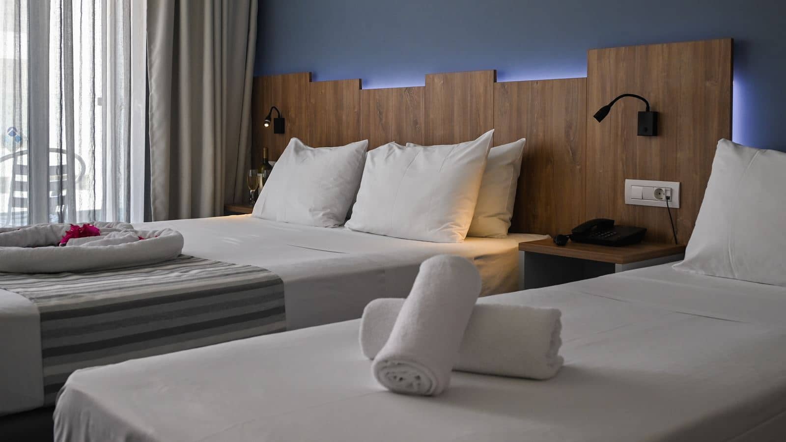 rooms-room-superior-triple