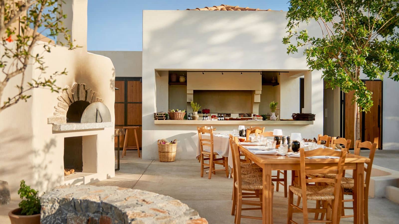 restaurants-rodies-traditional-cretan-restaurant