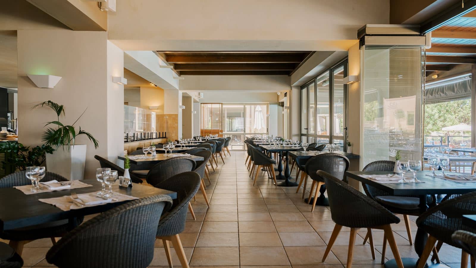 restaurants-main-restaurant