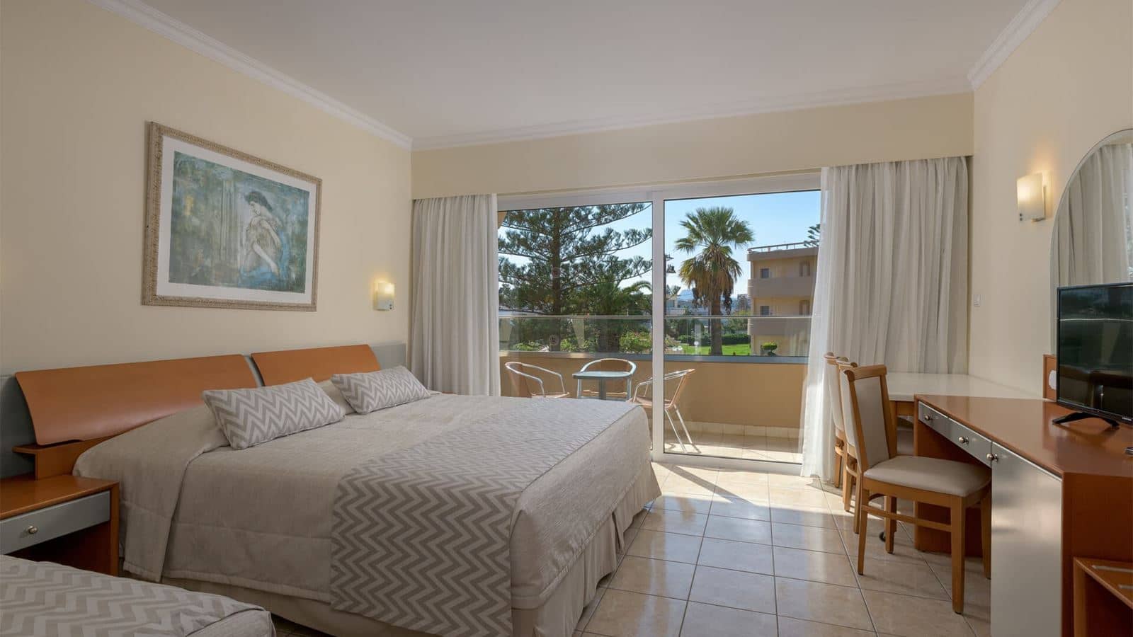 rooms-studio-garden-view