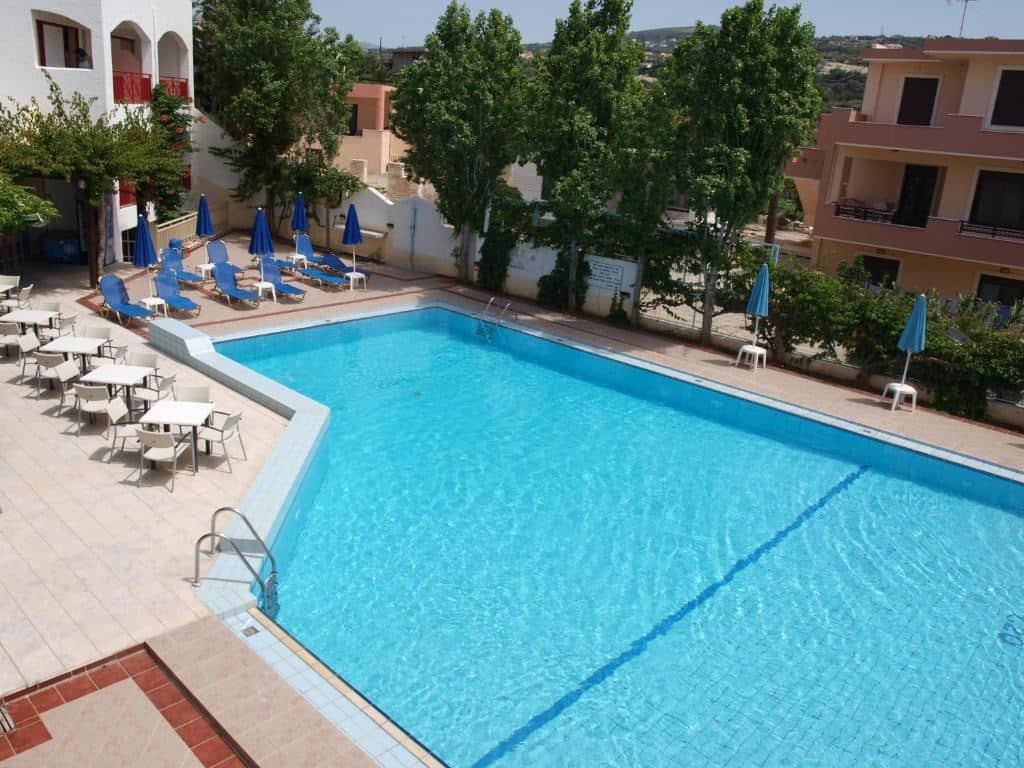 pools-outdoor-pool