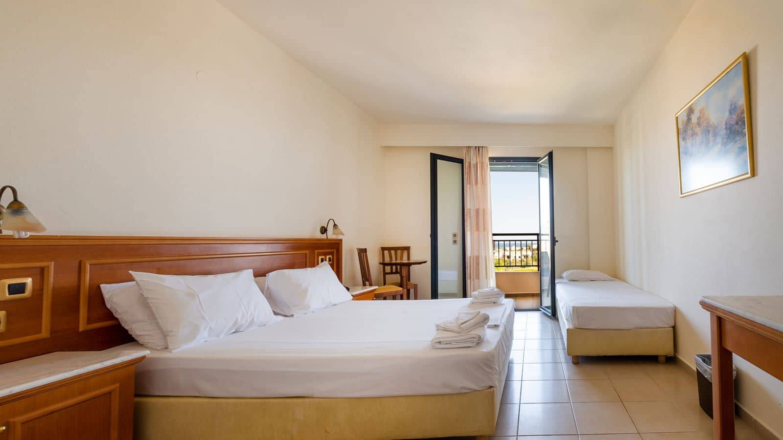 rooms-family-room