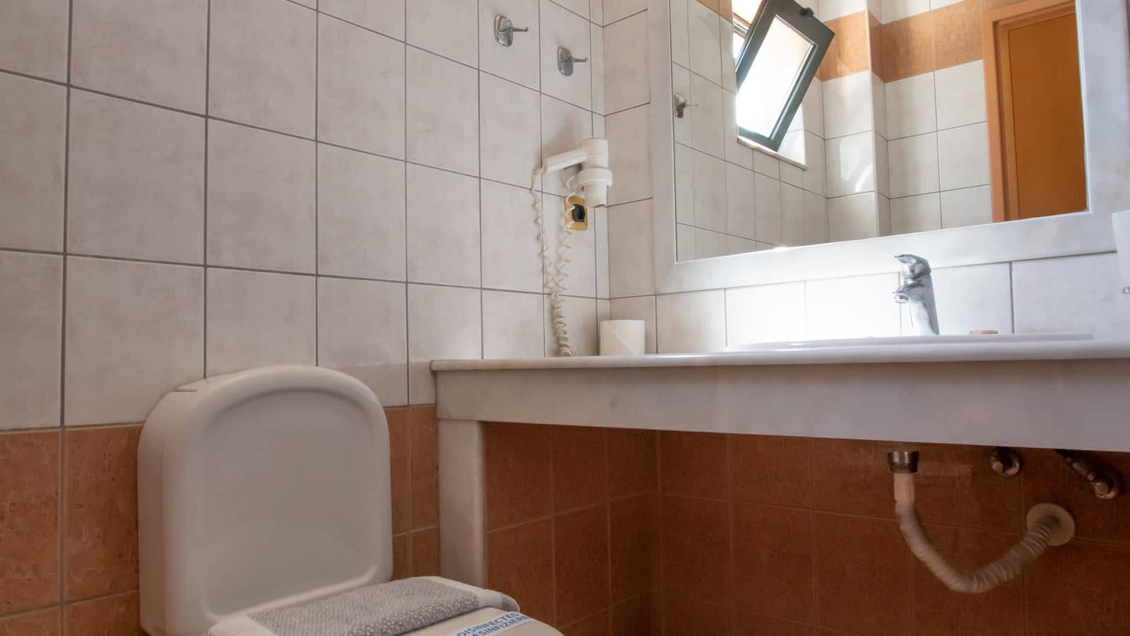 rooms-family-room