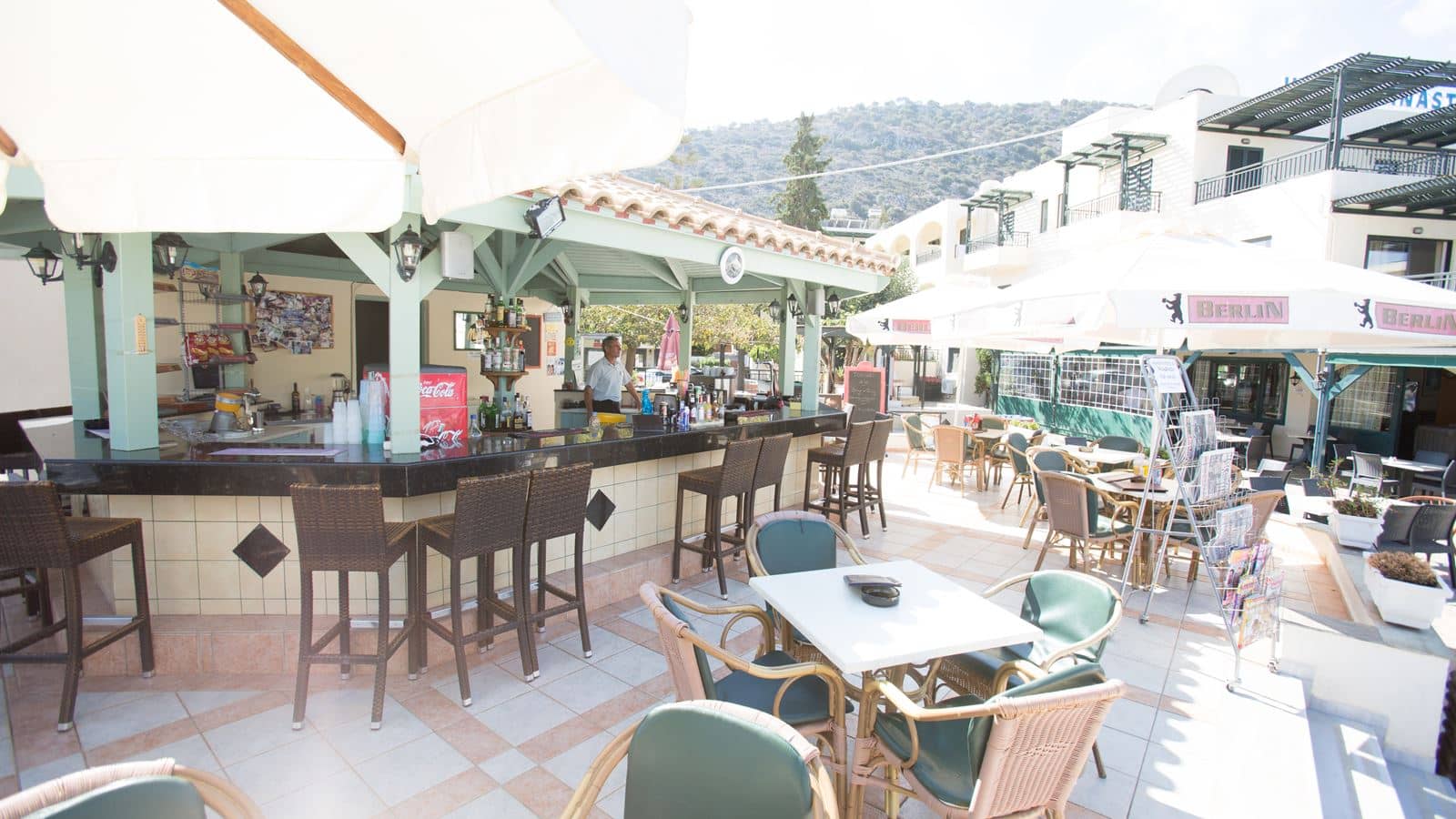 bars-pool-bar--snack-bar