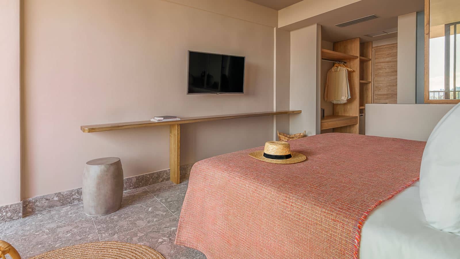 rooms-triple-room-inland-view