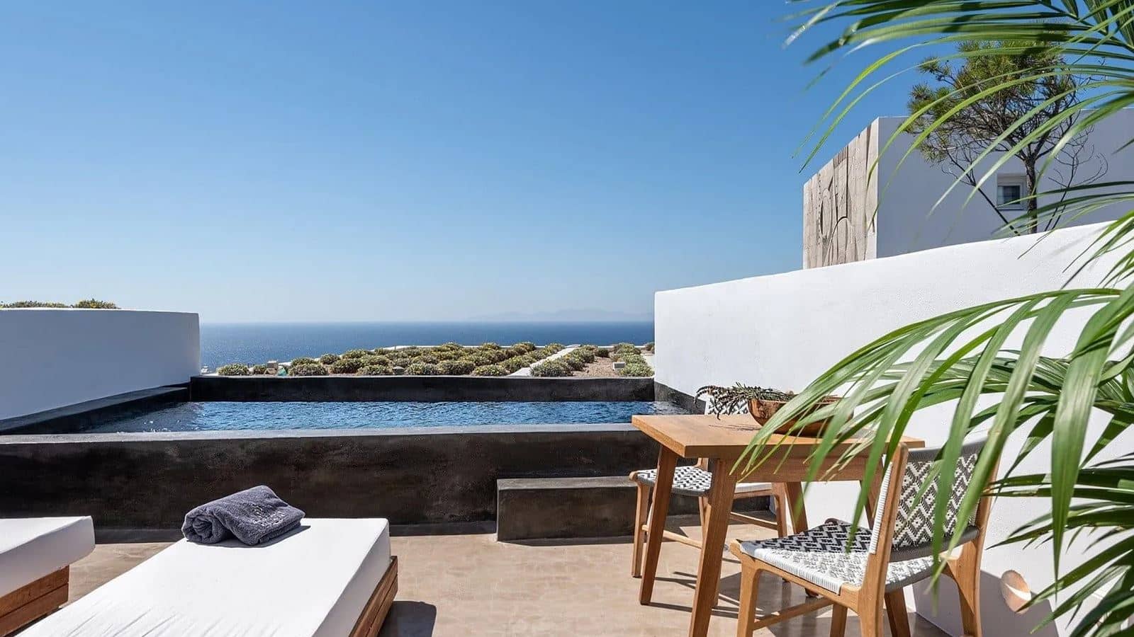 rooms-sunset-suite